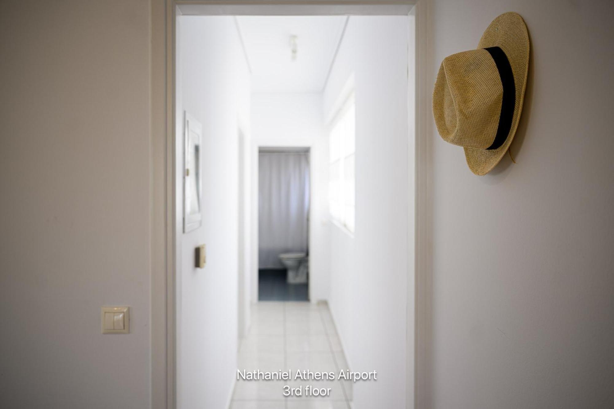 Nathaniel Athens Airport Spáta Buitenkant foto