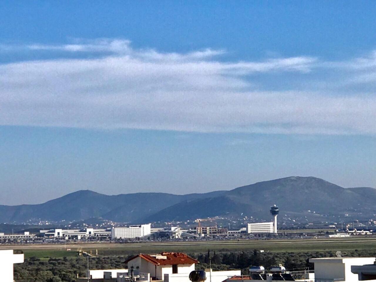 Nathaniel Athens Airport Spáta Buitenkant foto
